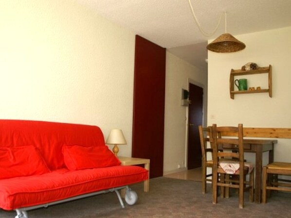 TV - Comfortable 2-room at the slopes' foot (Les Adrets-Prapoutel)
