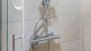 Hair dryer - Modern Studio Near City Center (Zagreb)