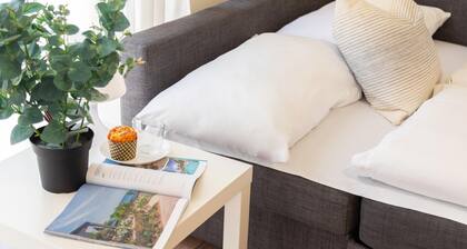 Modern and Cozy Studio Near City Center