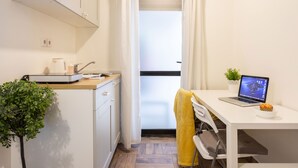 Interior - Spacious Studio Near City Center (Zagreb)