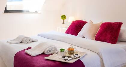 Newly Refurbished Studio Near Maksimir