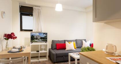 Cozy Studio Near City Center