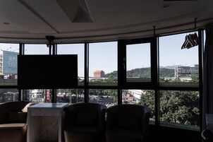 Panoramic Triple Room | In-room safe, desk, blackout drapes, free WiFi