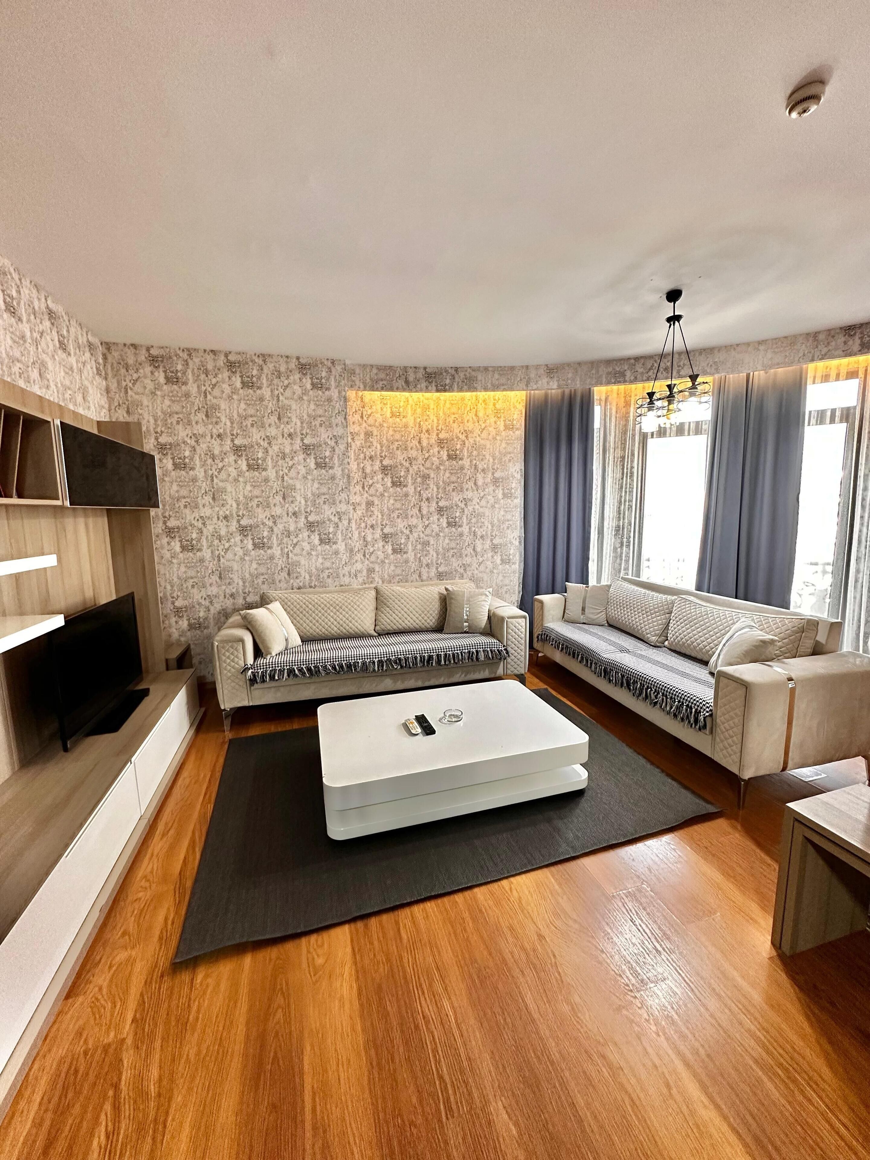 family room, multiple beds, 2 bathrooms | 1 bedroom, egyptian cotton sheets, premium bedding, desk