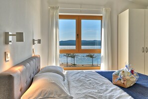 3 habitaciones, tabla de planchar con plancha y wifi gratis 