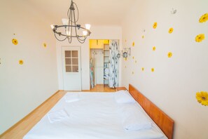 1 soverom, strykejern/-brett, wi-fi (inkludert) og sengetøy