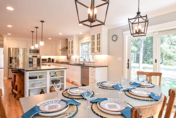 Dining - Walk to Water Gorgeous Outdoor Space! (Eastham)