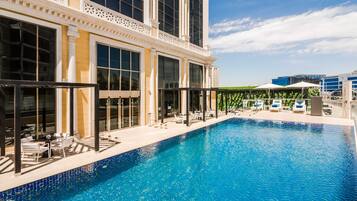 Alberca al aire libre