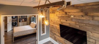 Rustic 2BR Loft with River Views
