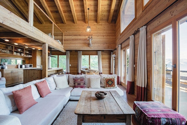 Chalet (5 Bedrooms) | Denah
