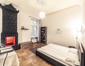 2 chambres, fer et planche à repasser, accès au Wi-Fi (inclus)