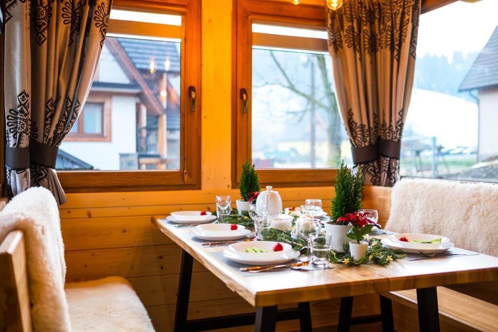 Superior Chalet | Living area | Flat-screen TV