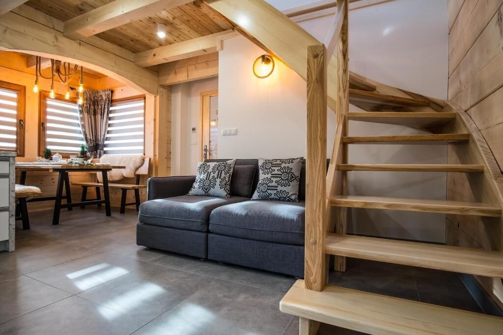 Superior Chalet | Living room | Flat-screen TV