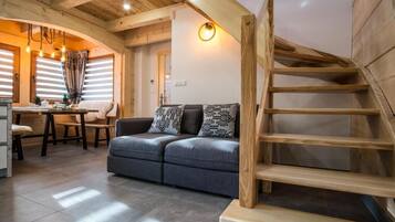 Superior Chalet | Living room | Flat-screen TV
