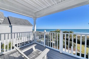 Property grounds - Oceanfront 4 Bedroom, 3 Bath with Community Pool (Garden City Beach)