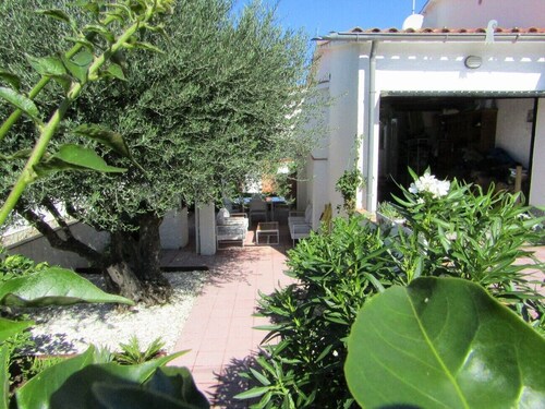 Casa Ancla between sea and forest swimming pool and free wifi