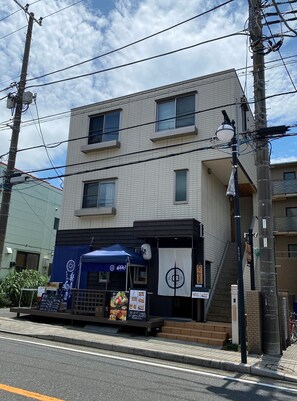 Exterior - B&B Yuigahama (Kamakura)