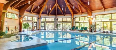 Innenpool, beheizter Pool