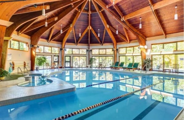 Piscine intérieure, piscine chauffée