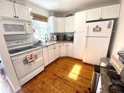 Lake Hopatcong Lake House w/Private Dock and Grill