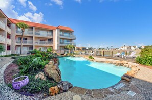 Pool - Waterfront Retreat with a Sparkling Tropical Pool and Fishing Dock Access (CORPUS CHRISTI)