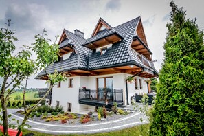 숙박 시설 정면