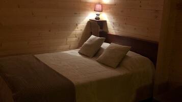 1 makuuhuone, ilmainen Wi-Fi, vuodevaatteet