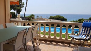 Outdoor dining - MATHYS apartment MATHYS, with terrace and breathtaking sea views (Moraira)