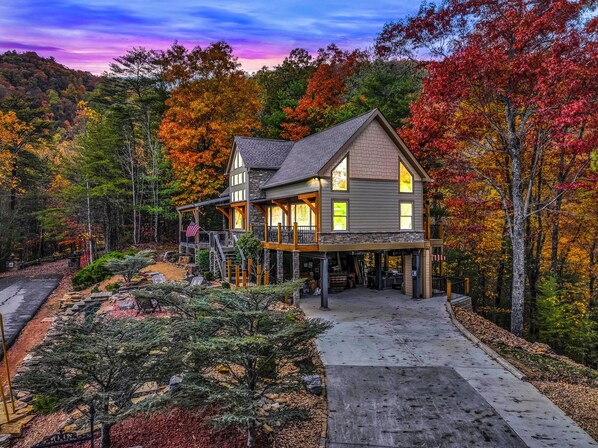 المنشأة من الخارج