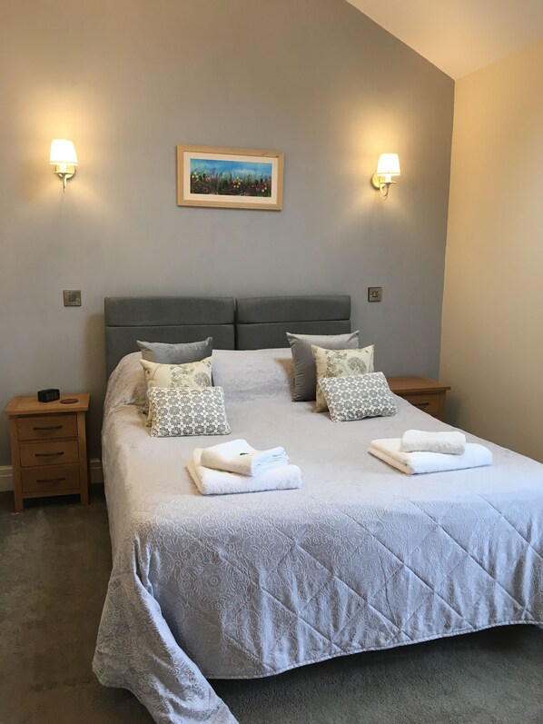 1 makuuhuone, silitysrauta/-lauta, ilmainen Wi-Fi, vuodevaatteet