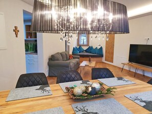 Exclusive Apartment (excl. 138€ cleaning fee) | Living area | Flat-screen TV - Mountain Living Apartments - Ski-In & Ski-Out (See)