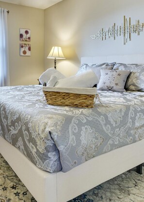 2 bedrooms, desk, iron/ironing board, travel crib