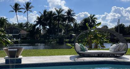 Make yourself at home in Delray Beach!!<br><br><br>