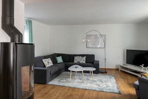Téléviseur, foyer, chaîne audio
