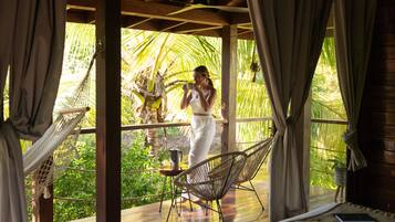 Egyptian cotton sheets, premium bedding, memory-foam beds, minibar