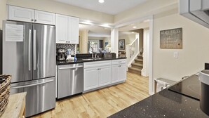 Private kitchen - Heart of the Harbour by Five Star Properties (Hilton Head Island)