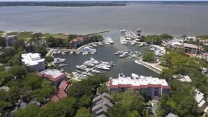 Exterior - Heart of the Harbour by Five Star Properties (Hilton Head Island)