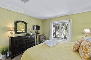 Condo, 3 Bedrooms