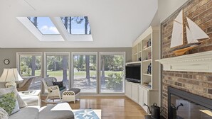 House, 3 Bedrooms | Living room | Flat-screen TV - Heritage Hideaway by Five Star Properties (Hilton Head Island)