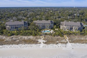 Condo, 2 Bedrooms | Exterior