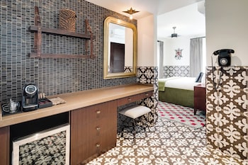 Suite (Matanza) | Premium bedding, minibar, in-room safe, blackout drapes at Esme Miami Beach