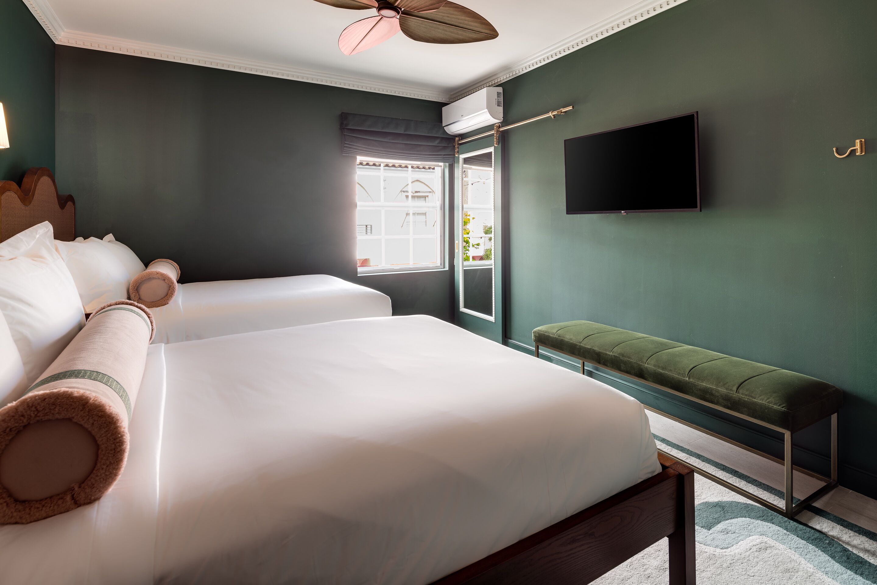 deluxe double room | premium bedding, minibar, in-room safe, blackout curtains