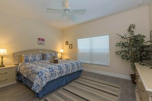 4 Schlafzimmer, Bügeleisen/Bügelbrett, Reisekinderbett, WLAN