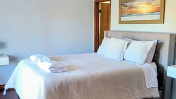 3 chambres, bureau, fer et planche à repasser, Wi-Fi gratuit