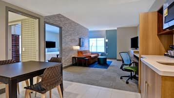 Suite, 1 Bedroom, Non Smoking | Living area | 42-inch flat-screen TV with satellite channels, TV
