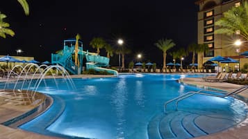 Outdoor pool, open 9:00 AM to 10:00 PM, pool loungers