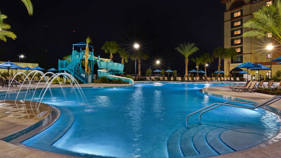 Home2 Suites by Hilton Orlando at Flamingo Crossings