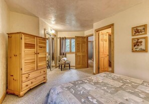 2 Schlafzimmer, Bügeleisen/Bügelbrett, kostenloses WLAN, Bettwäsche