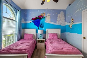 6 bedrooms, iron/ironing board, travel cot, free WiFi