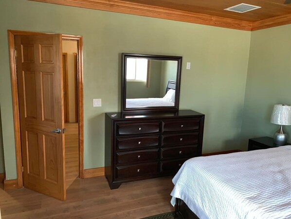 1 bedroom